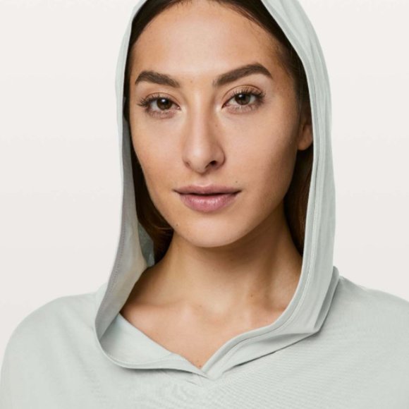 lululemon Knot Gonna Fly Tee Hoodie - Picture 4 of 5